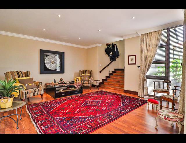 5 BEDROOM HOUSE FOR SALE IN SAFARI GARDENS